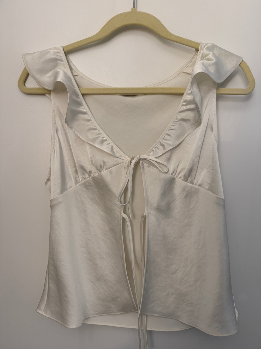Wilfred Cream Satin Tie-Front Ruffle Camisole